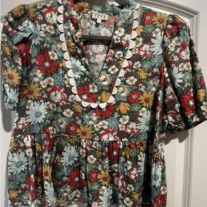 TCEC Multicolor Floral Blouse with Scalloped Neckline